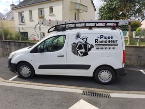 Le Petit Pique Ramoneur Noyal-Pontivy, Ramonage