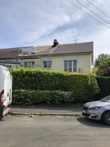 Fays Montigny-le-Bretonneux, Couverture